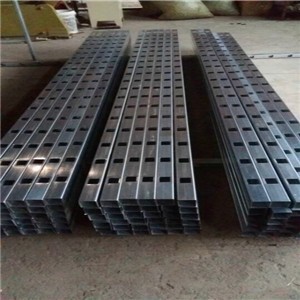 ���~���_���Ͳ�