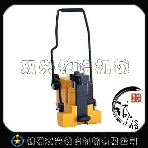 ���г���Һ������C(j��)�a(ch��n)Ʒ��B_�\���p�d