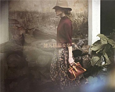 �ۿ۵�Ů�bһ��Ʒ�Ƹߙn�r�bƷ���B��ȹ؛Դ���l���β؛�؃r����