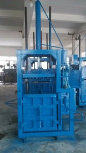 �V��С�͏U�����s����C10��Һ������C