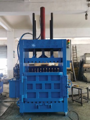 ȫ䓰�Һ����ʽ����C�����U���Ͼ���������C����