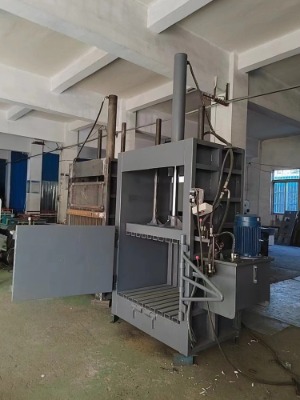 �K��30��60������Ͱ�U����Һ������C(j��)�����ߴ��