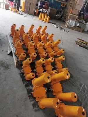 zu-a100*10p����Һ�����^�V��