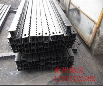 ú�V������  �������r��  ����������