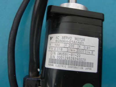 yaskawa����sgm7j-02afc6s/200w