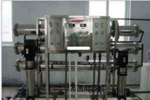 �L�����B͸�O��